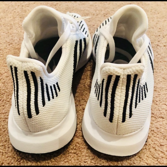 adidas Originals Men’s Swift Run CQ2116 - Picture 4 of 5